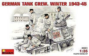 GERMAN TANK CREW.  WINTER 1943-45.